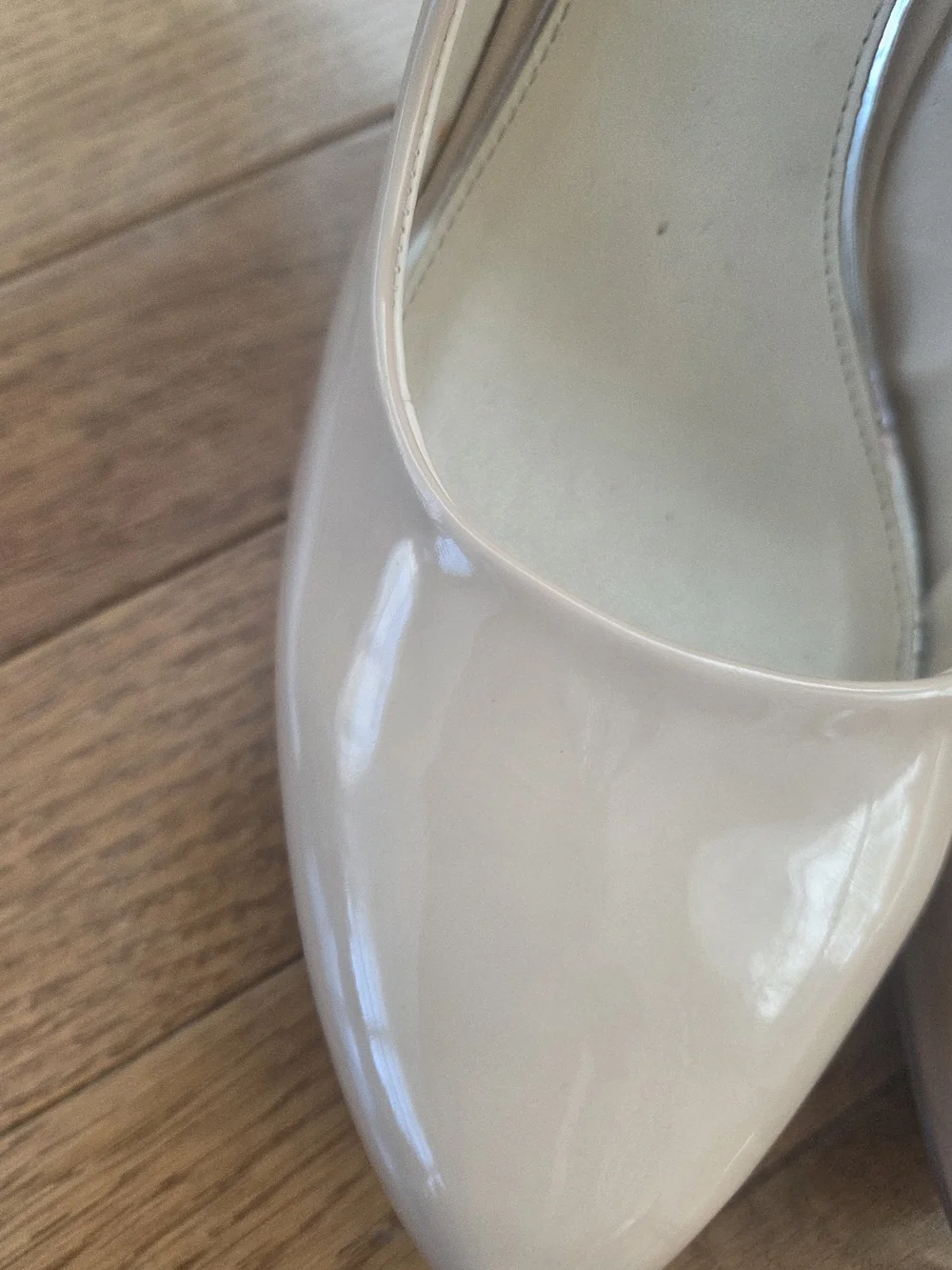 Jessica Simpson Nude Patent Platform Pumps